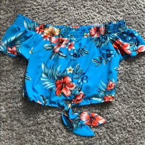 Women’s Hawaiian Off the Shoulder Crop Top